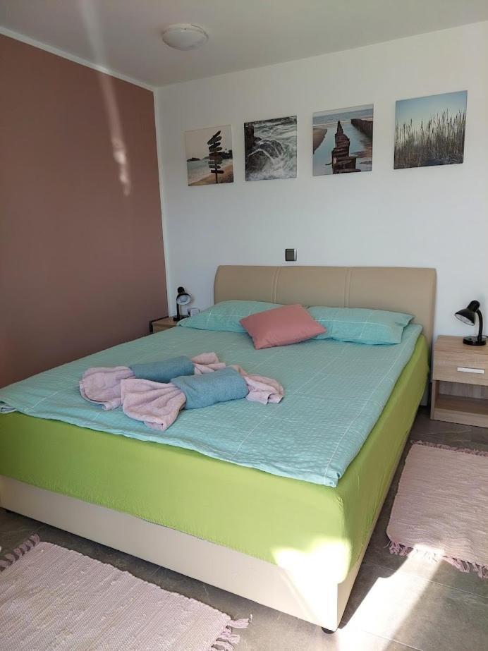 צרקליה נה גורניסקם Studio Apartma Zirovnik מראה חיצוני תמונה