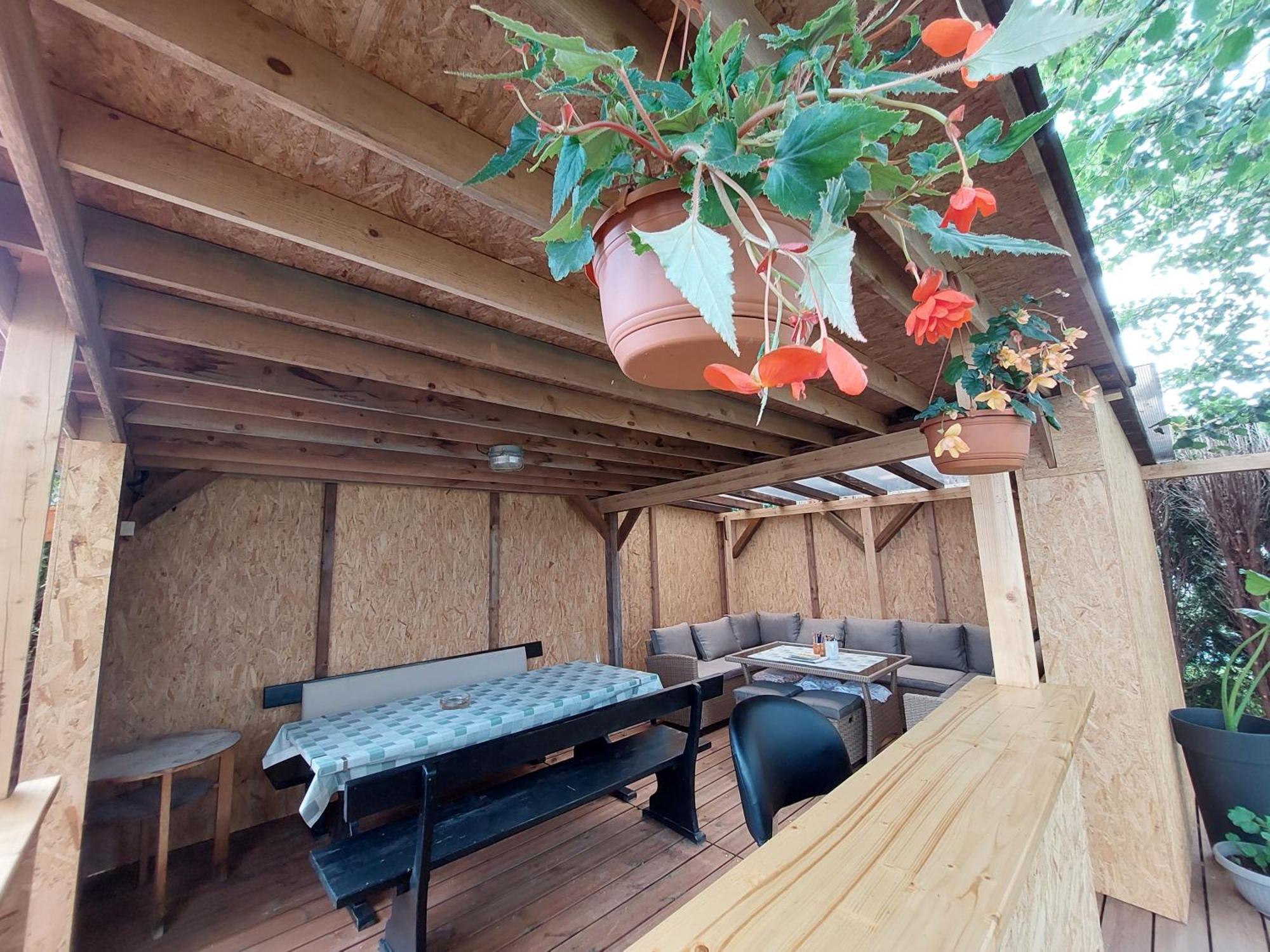 צרקליה נה גורניסקם Studio Apartma Zirovnik מראה חיצוני תמונה